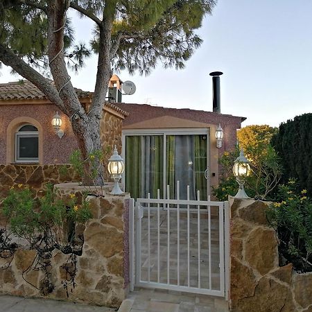 Los Jardines De Lola Daimés 外观 照片